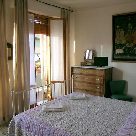 La Casa Di Elide أريتسو