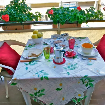 بيت ضيافة La Casa Di Elide أريتسو